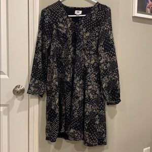 Black and cream long sleeve dress, small
